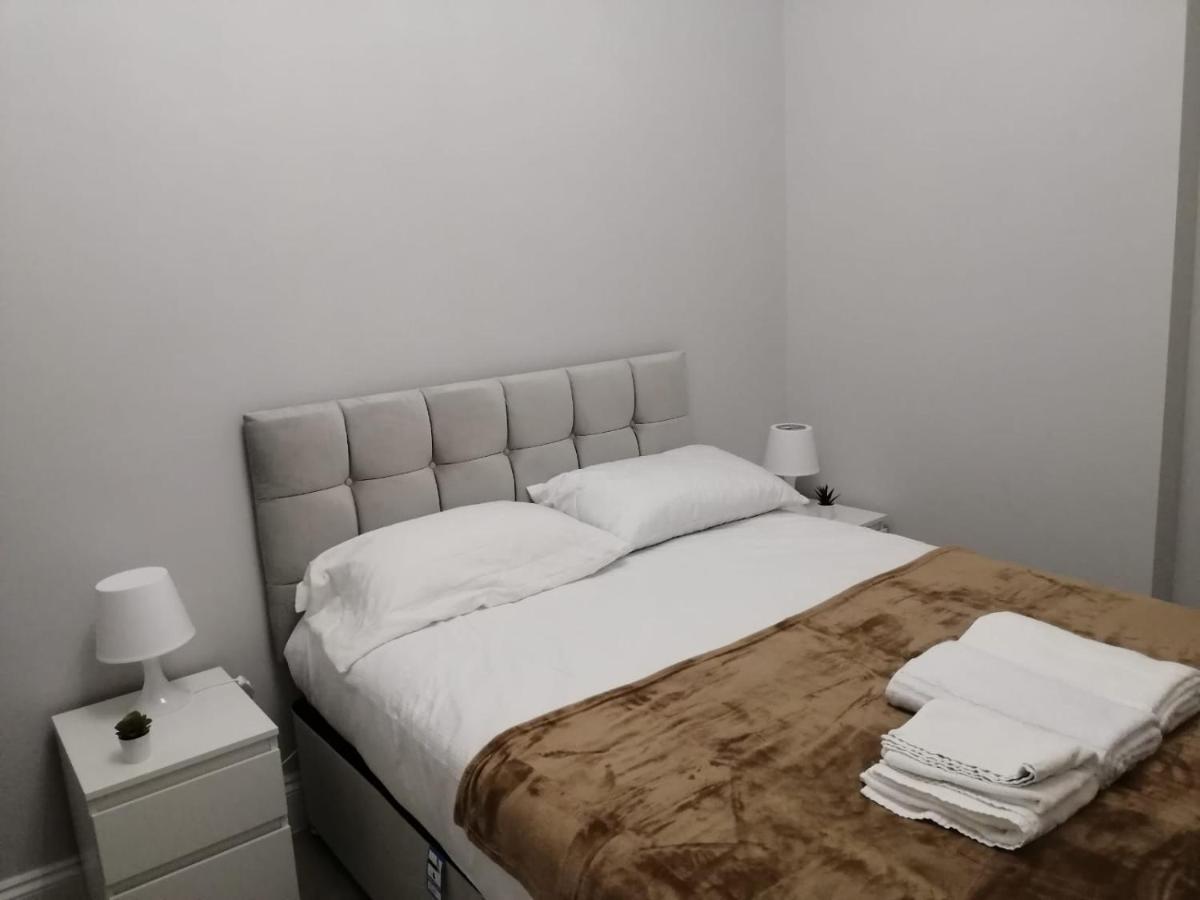 Апартаменти Cosy Entire Flat In Kings Cross Лондон Екстер'єр фото